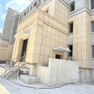 承德 黄金麻干挂，工地实拍