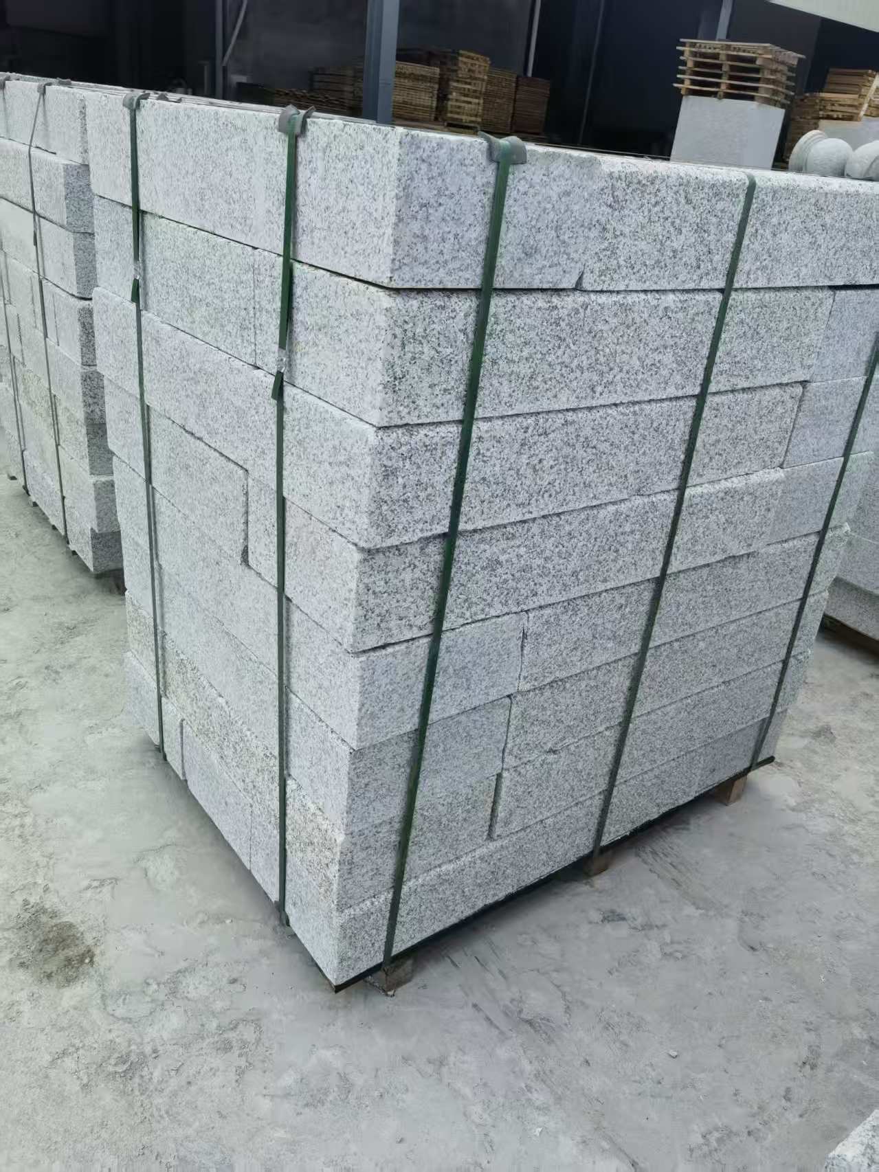 承德 芙蓉白火烧两面路沿石