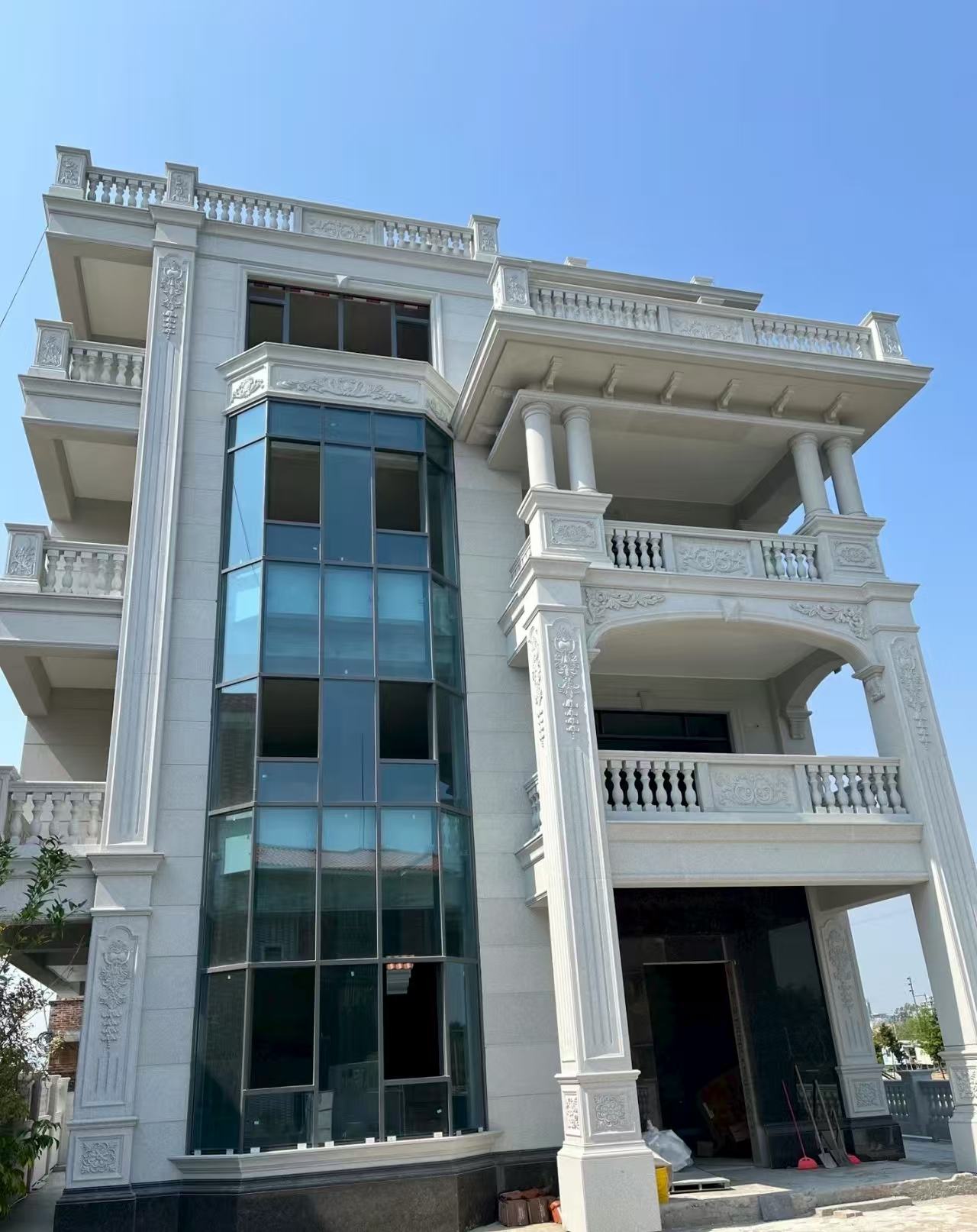 承德 芝麻白花岗岩别墅外墙干挂效果展示