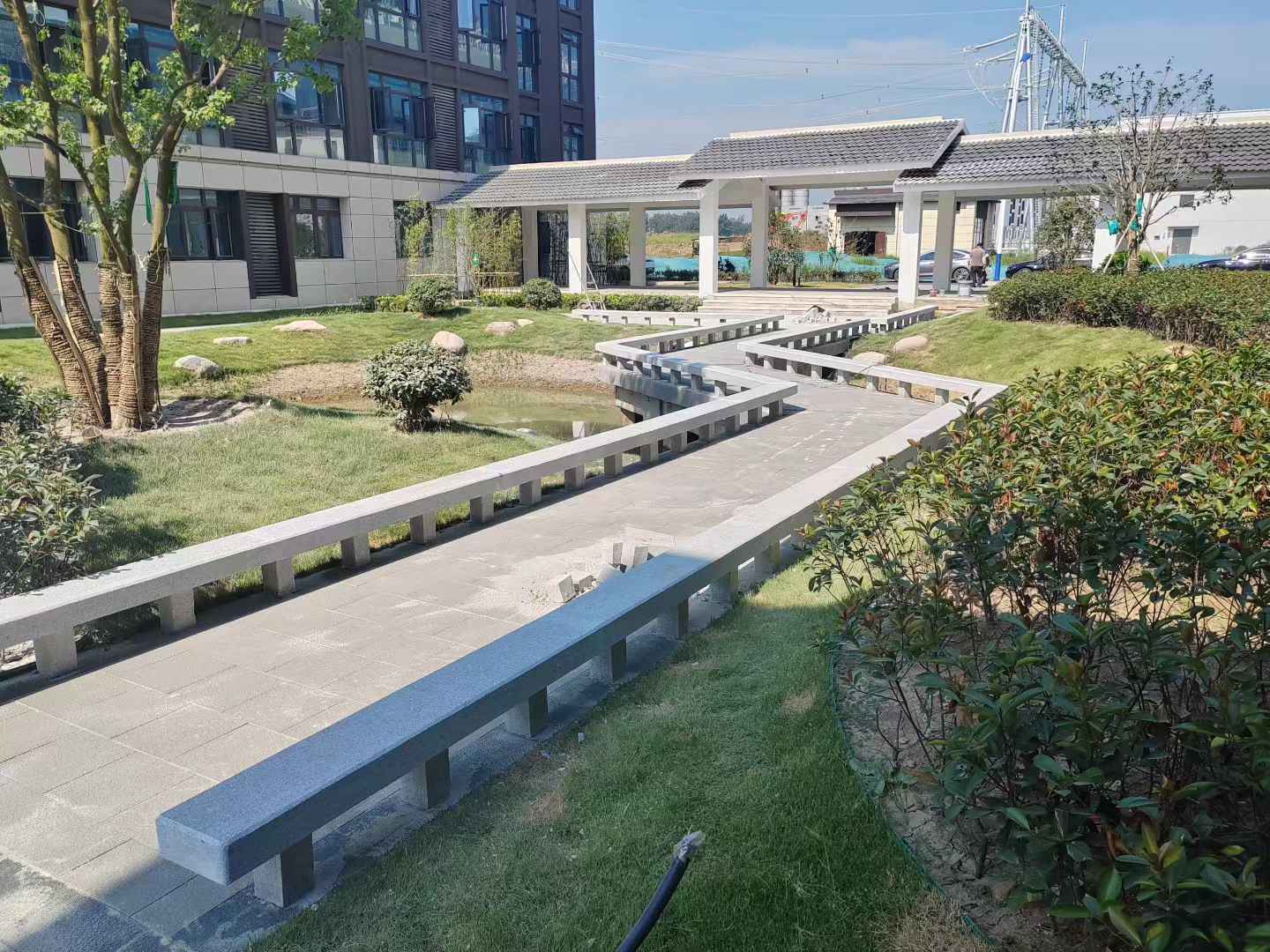 承德 芝麻灰小区坐凳&栏杆安装效果