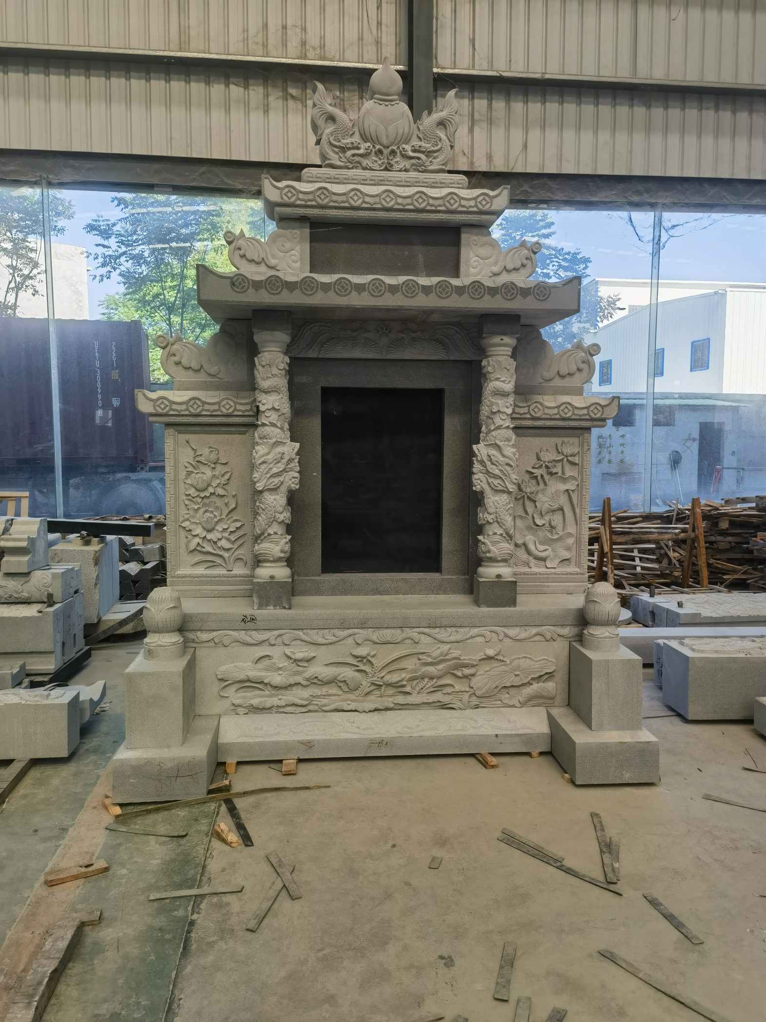 承德 芝麻灰高档墓碑、土墓，一套也支持定做