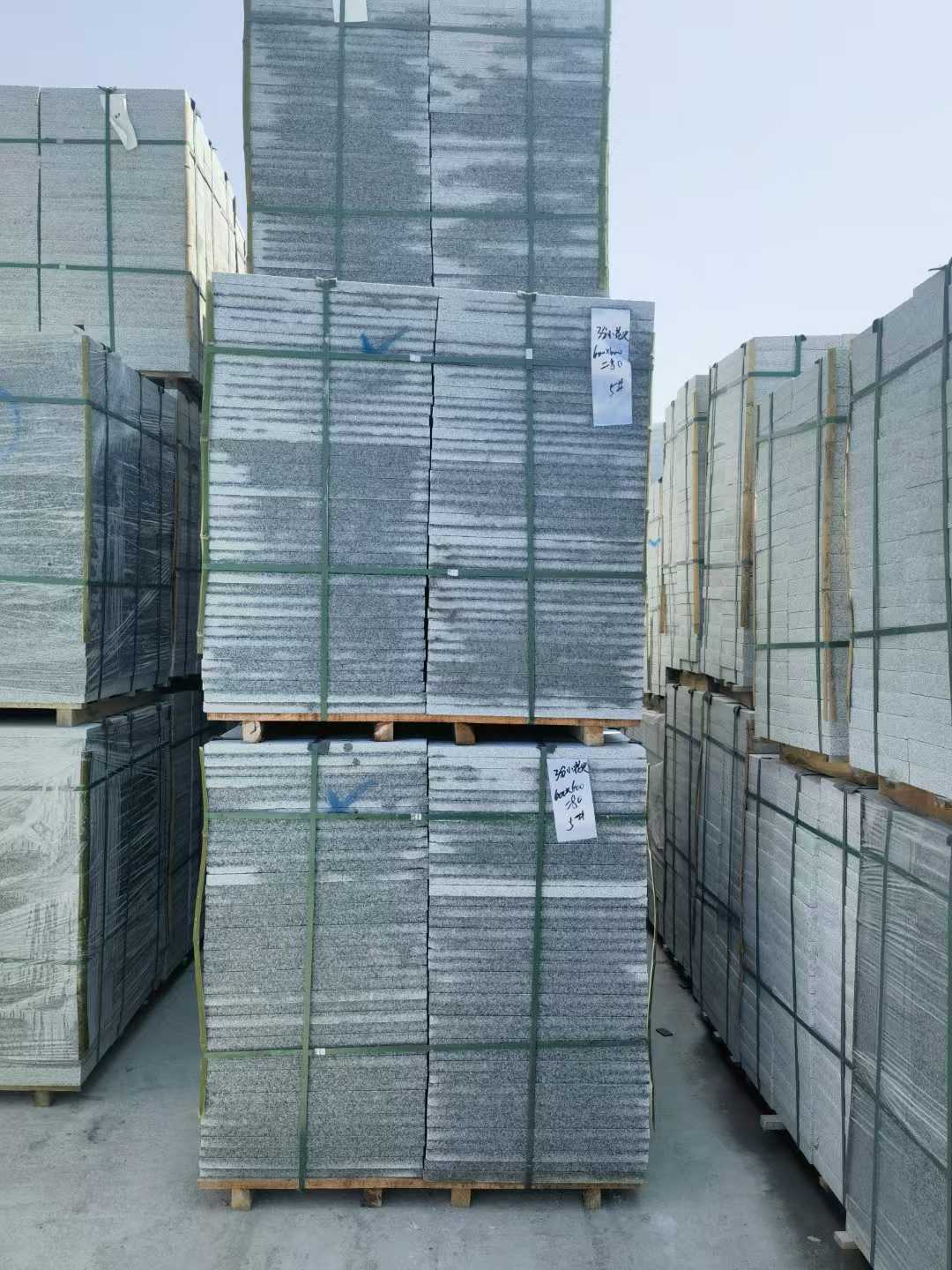 承德芝麻白地铺成品