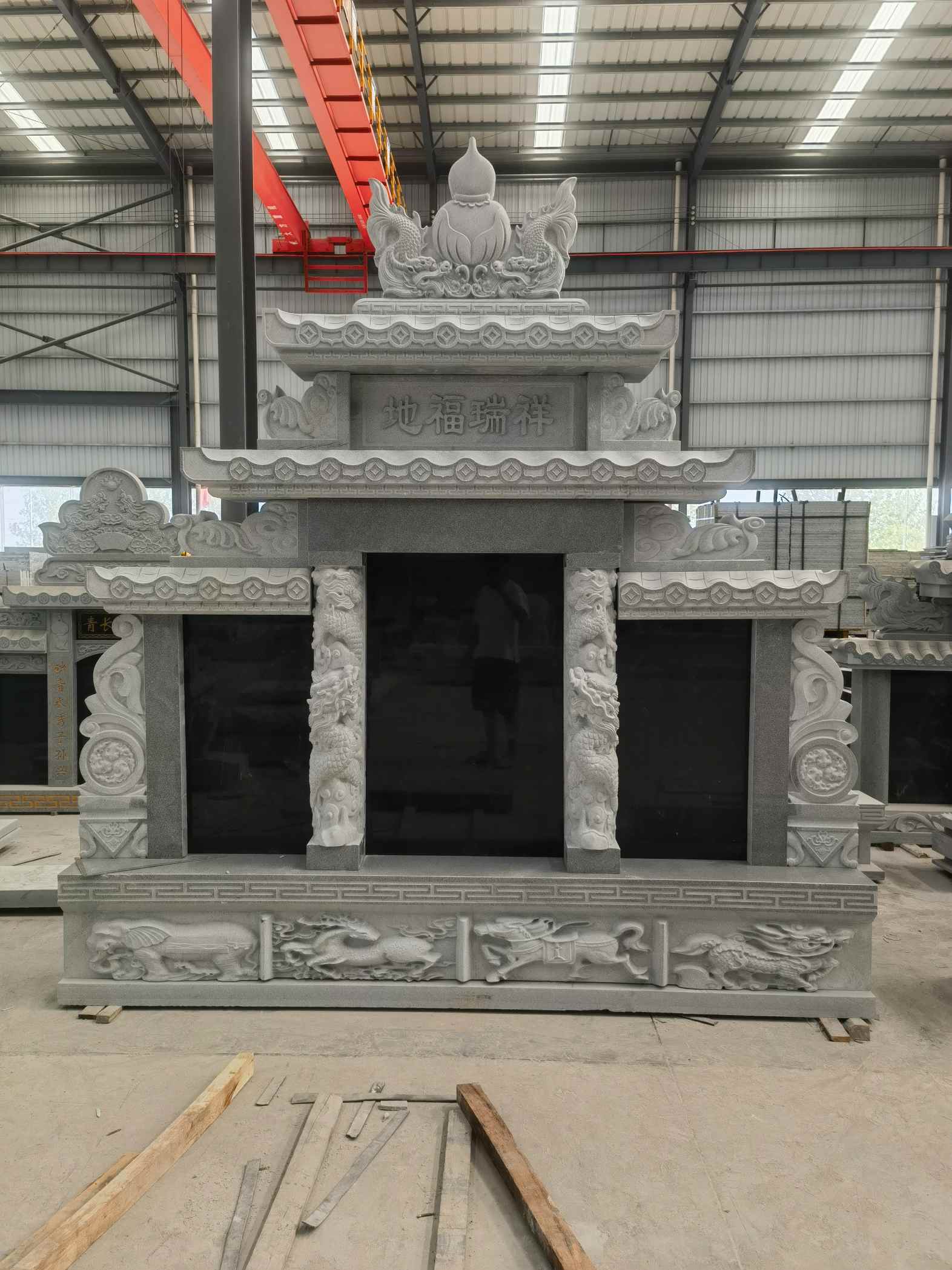 承德 芝麻灰高档墓碑、土墓，一套也支持定做